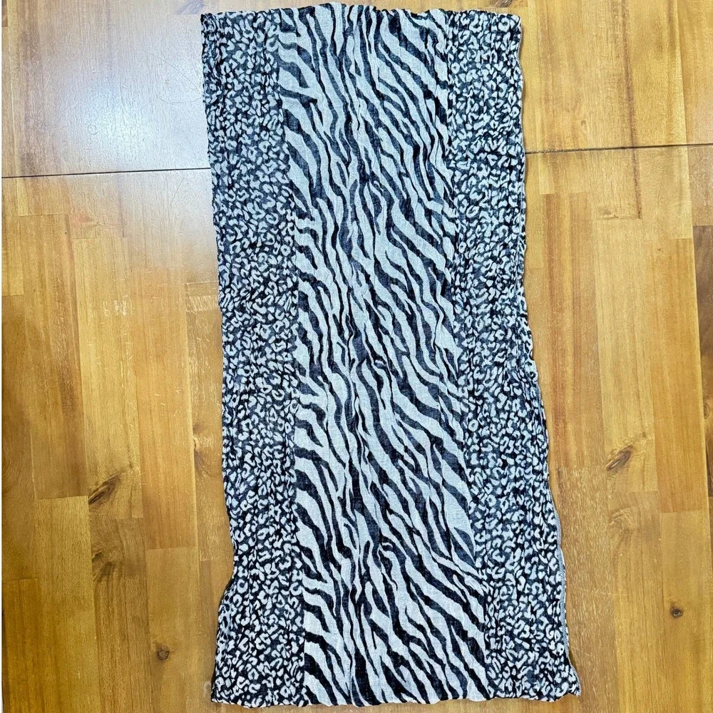 N/A zebra leopard